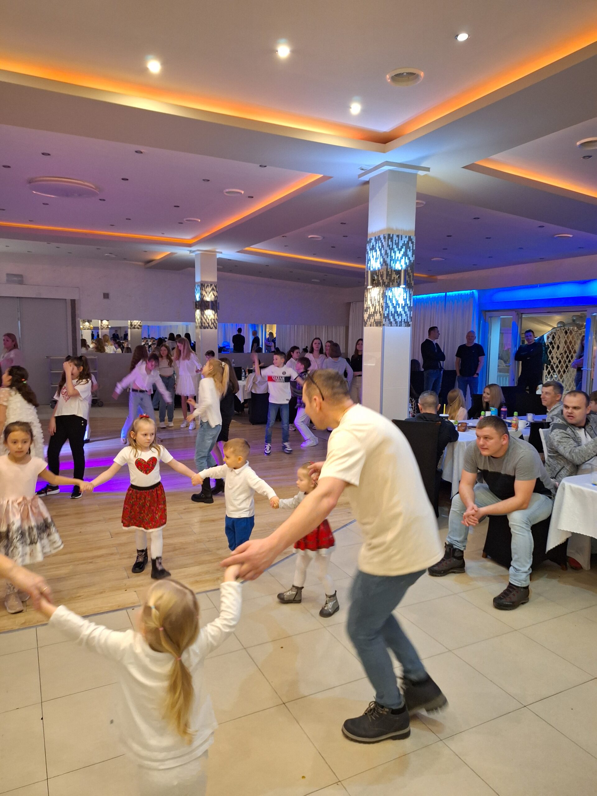 Read more about the article Zabawa Choinkowa